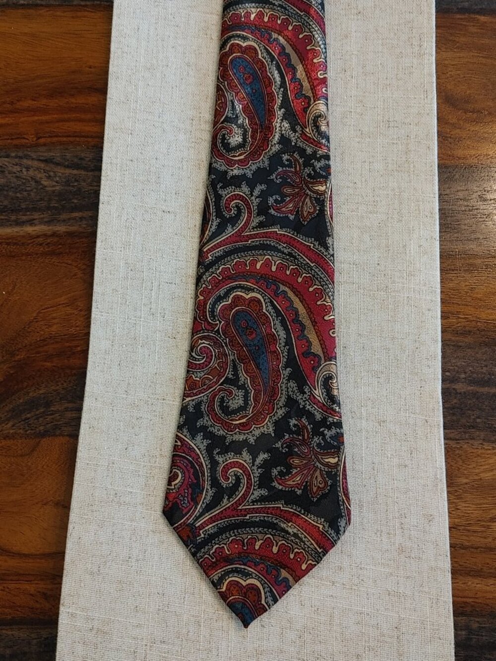 Vintage Gold City Handmade Silk Paisley Necktie Red Blue Gold 90s